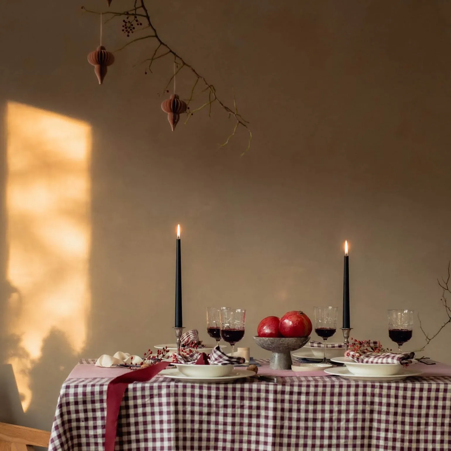 Berry Gingham 100% Linen Tablecloth