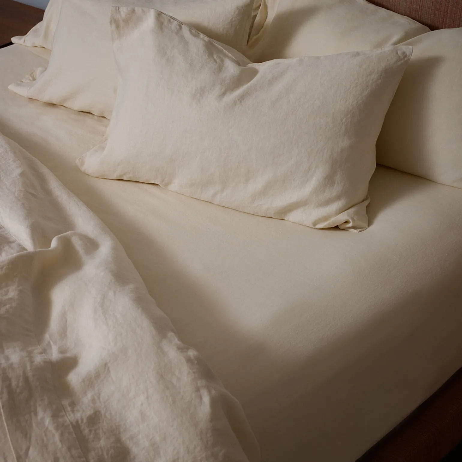 Pearl 100% Linen Fitted Sheet